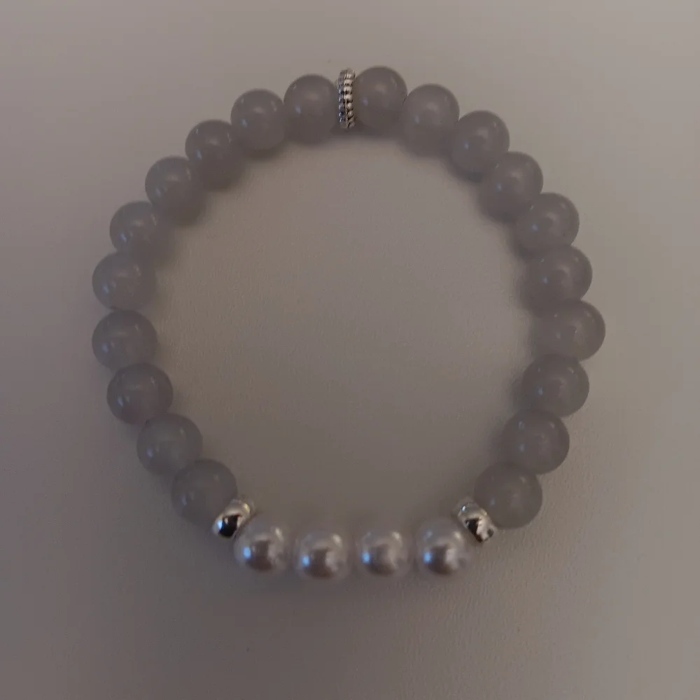 Gemstone and Pearl Beaded Bracelet - Picture 4 of 4